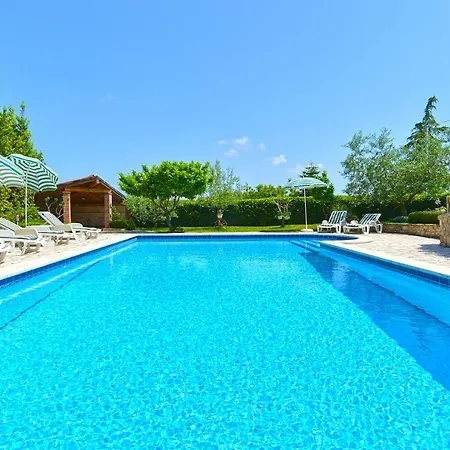 Pool 624 Апартаменти