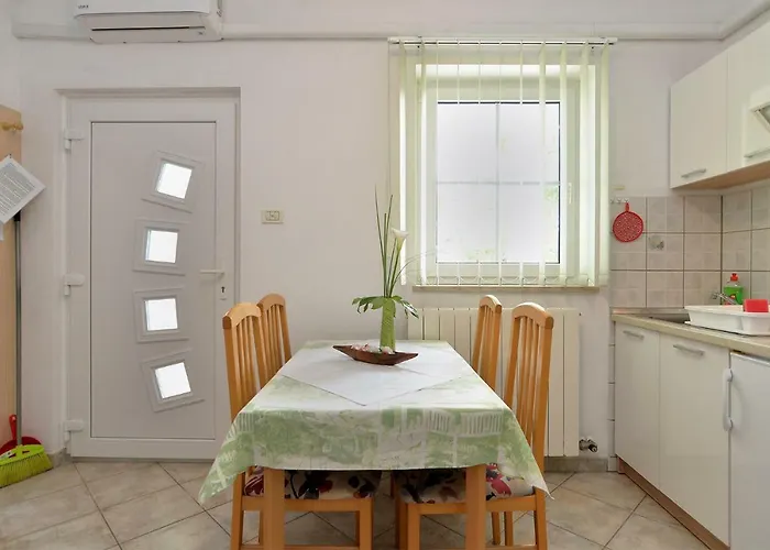 Pool Apartments 624 * Pula