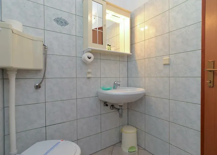 Apartment Pool Apartments 624 *