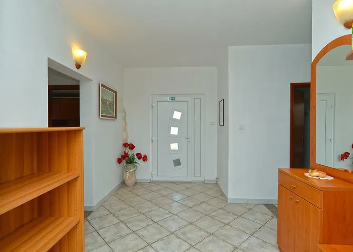 Apartment Pool Apartments 624 *