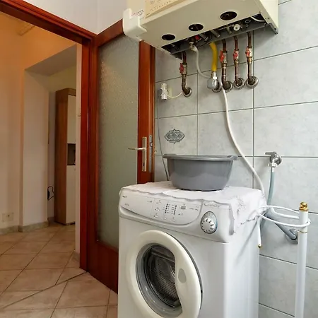 Apartment Pool Apartments 624 *