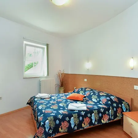 Pool 624 아파트 *