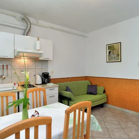 Pool Apartments 624 * Pula
