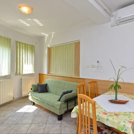 Pool 624 아파트 *