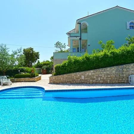 Pool Apartments 624 * Pula