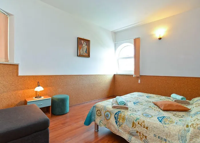 Pool Apartments 624 *