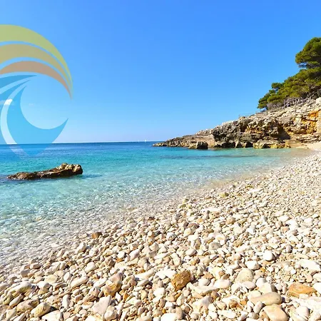 アパート Pool 624 *