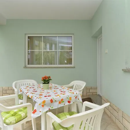 Pool 624 アパート *