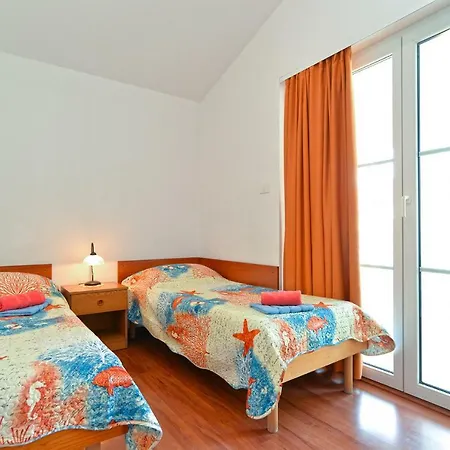 アパート Pool 624